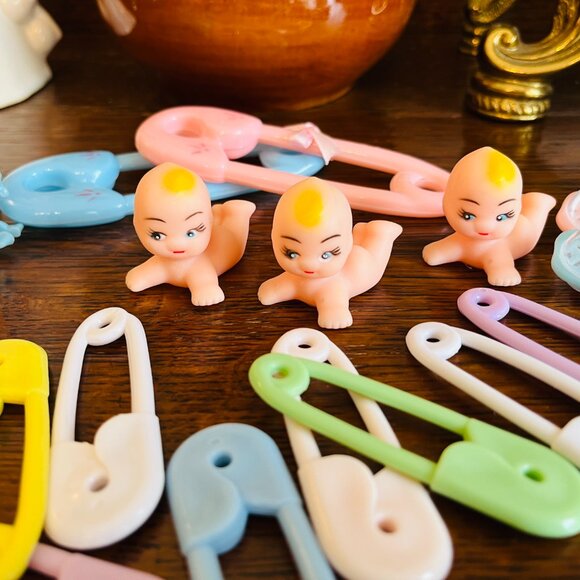28 VTG cupcake/cake toppers - Picture 12 of 15